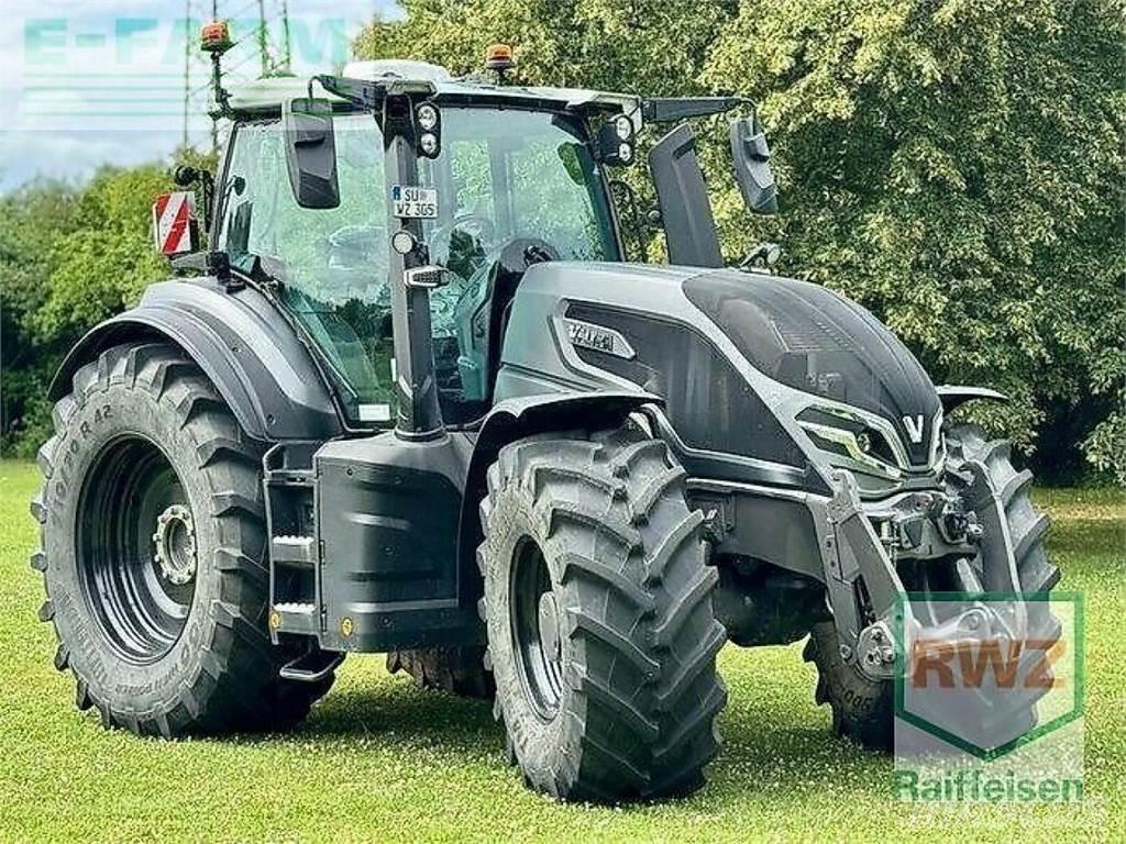 Valtra q305 Traktorji
