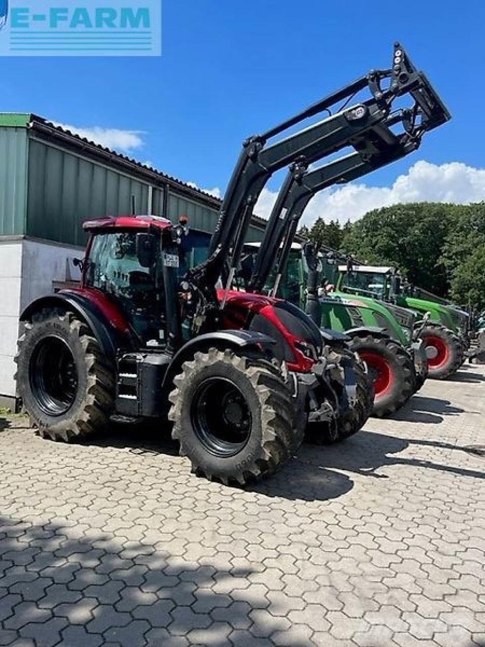 Valtra n155ea Traktorji