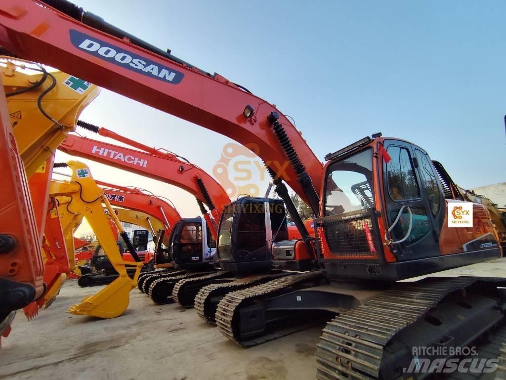 Doosan DX 225 LC Bagri goseničarji