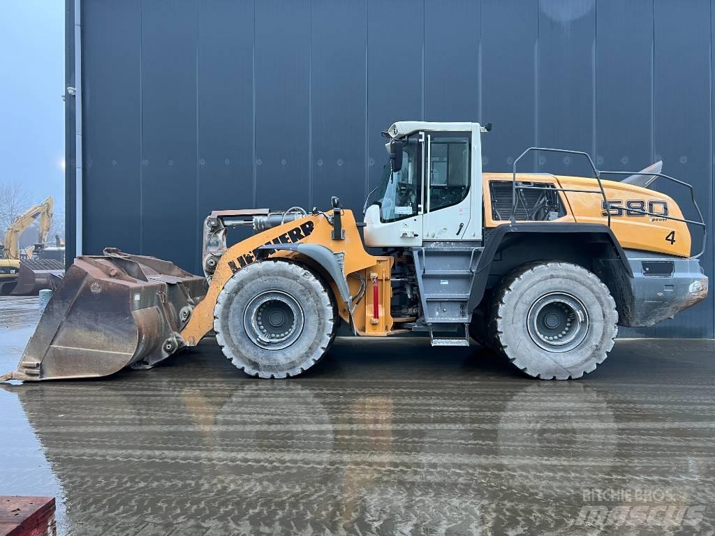 Liebherr L580 Kolesni nakladalci