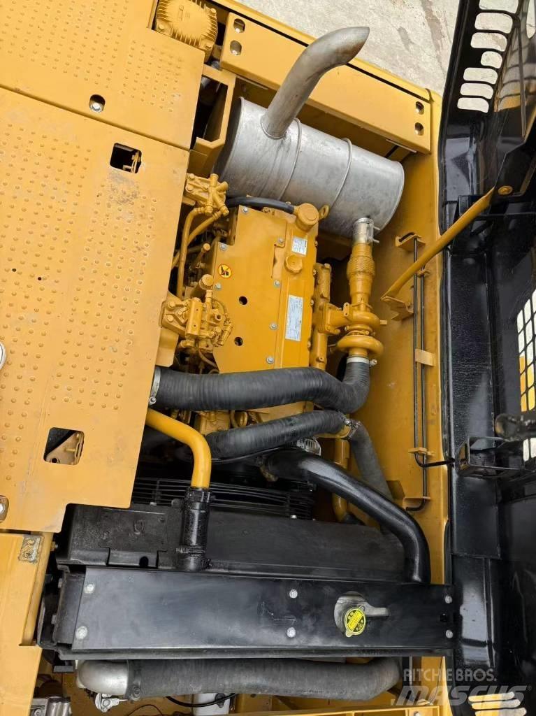 CAT 320 D Bagri goseničarji