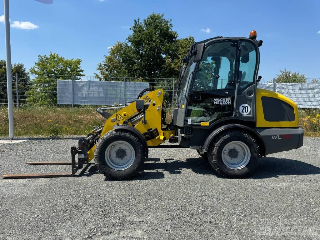 Wacker Neuson WL38 Kolesni nakladalci
