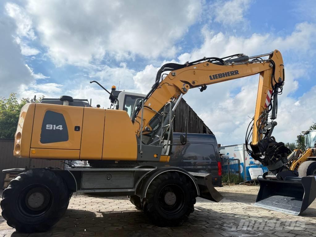 Liebherr A 914 Bagri na kolesih
