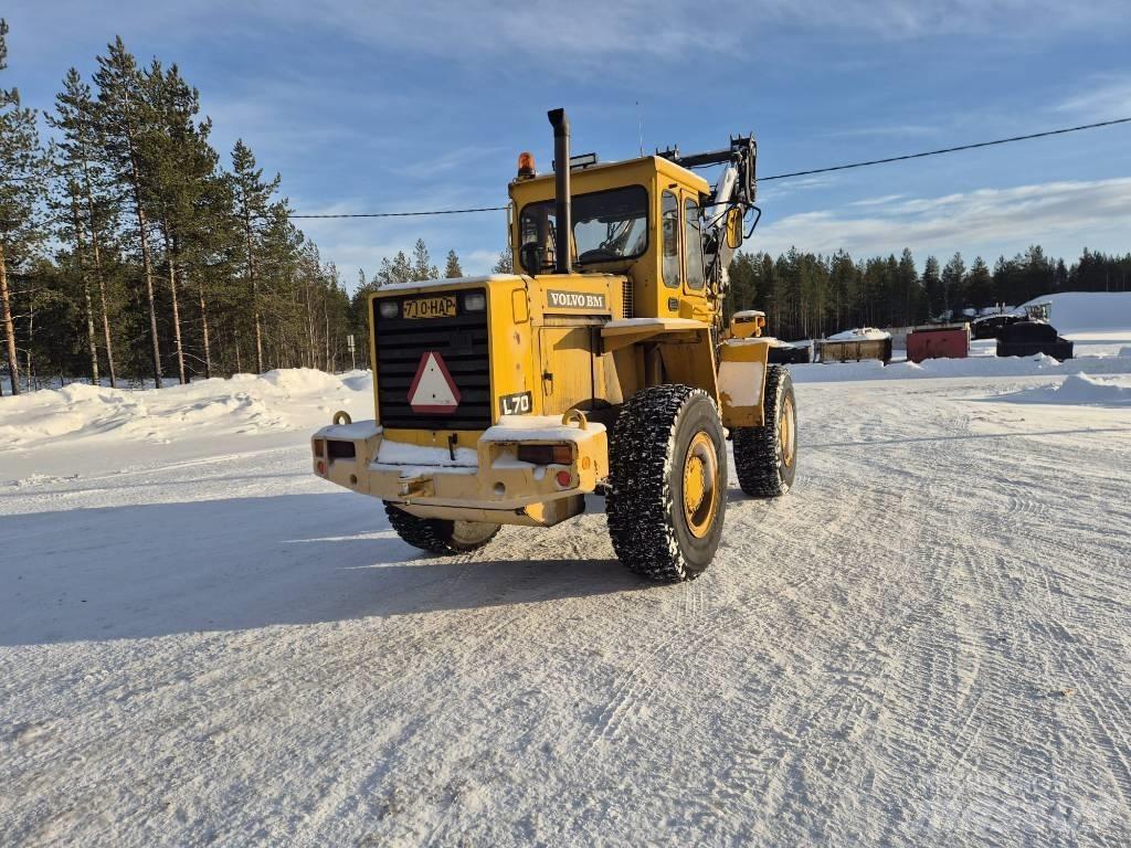 Volvo L 70 Kolesni nakladalci