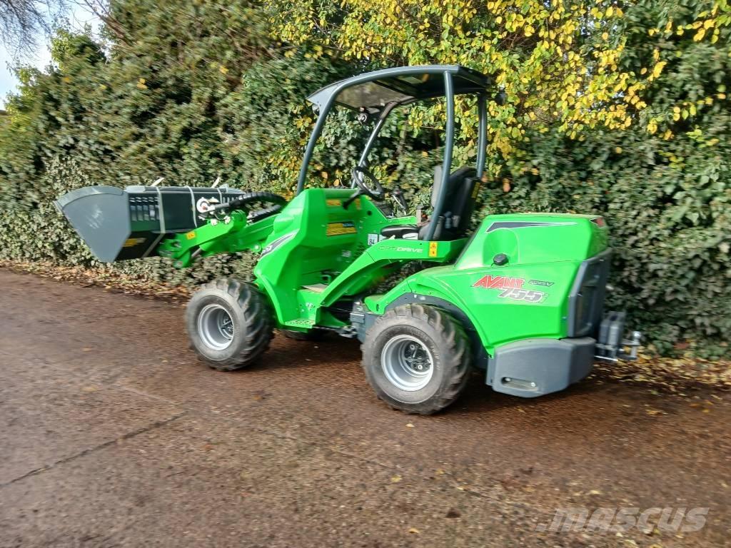  Ex Demo Avant 755i Mini nakladalci