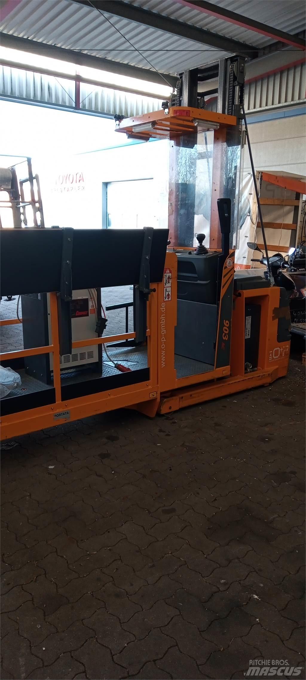  903 AC - S/N 037763 Nizko dvižni komisionirni viličar