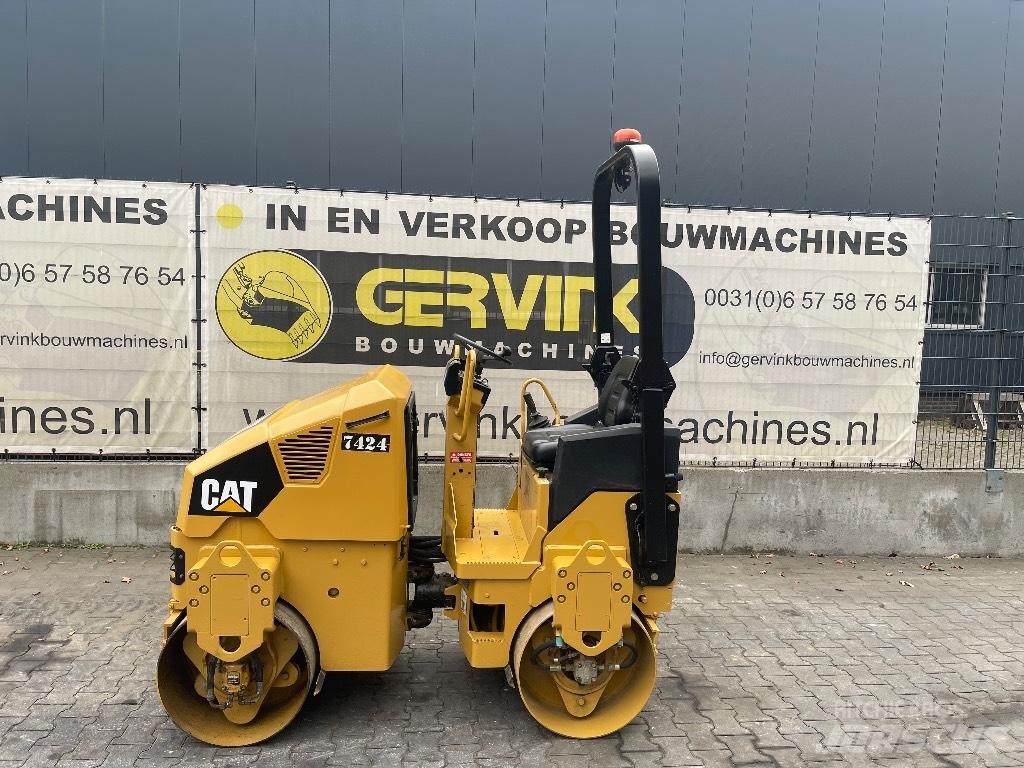 CAT CB 14 Dvojni valjarji
