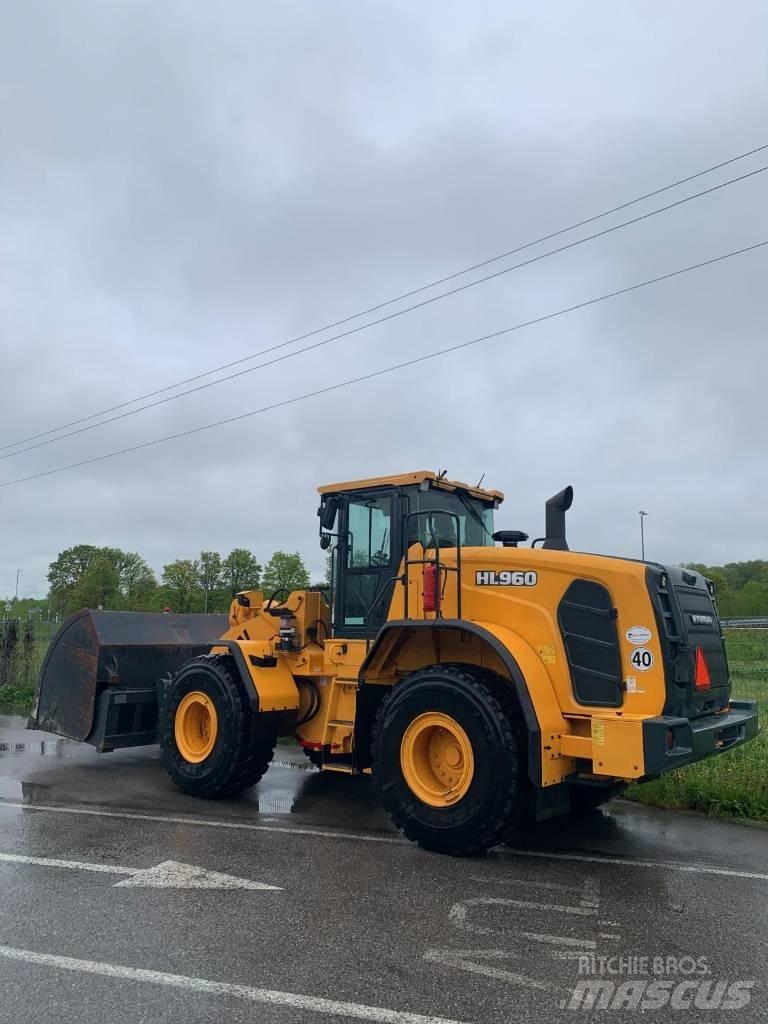Hyundai HL 960 Kolesni nakladalci