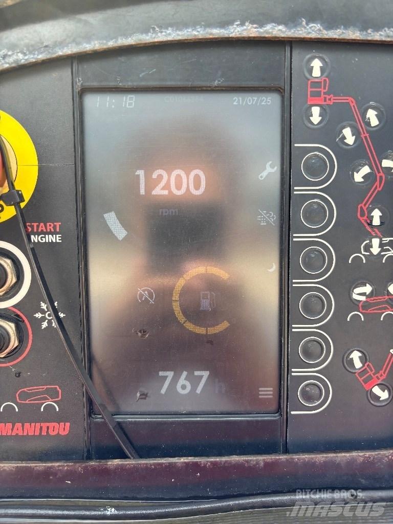 Manitou 200 ATJ Zglobne dvižne ploščadi