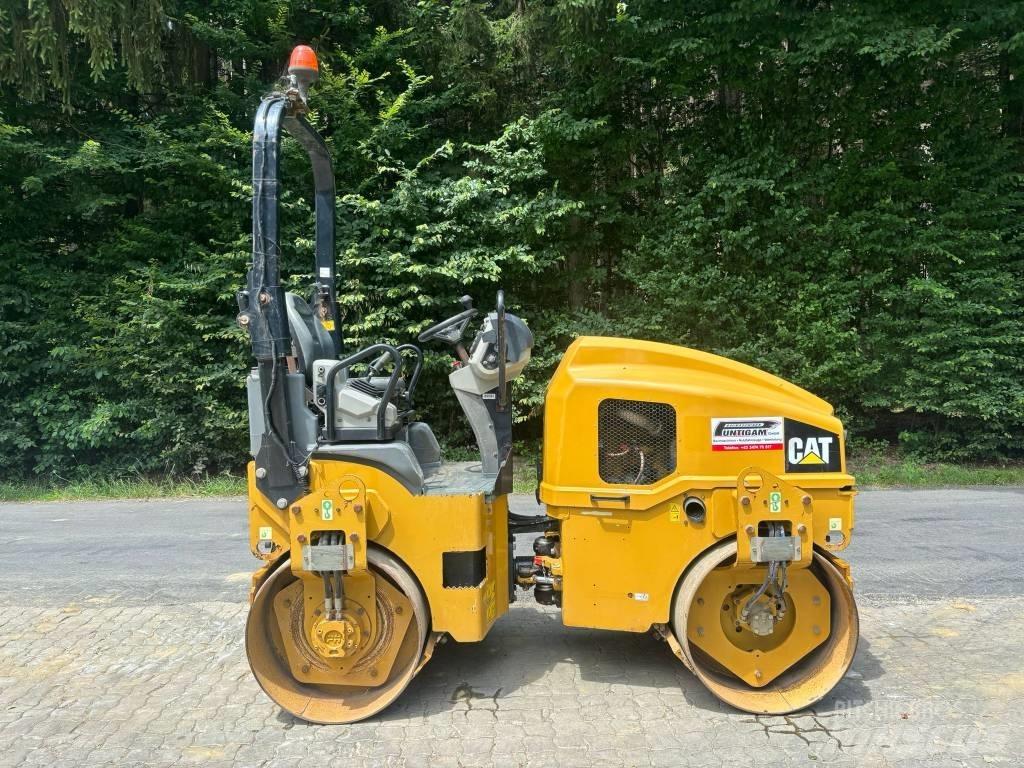CAT CB 24 B Dvojni valjarji