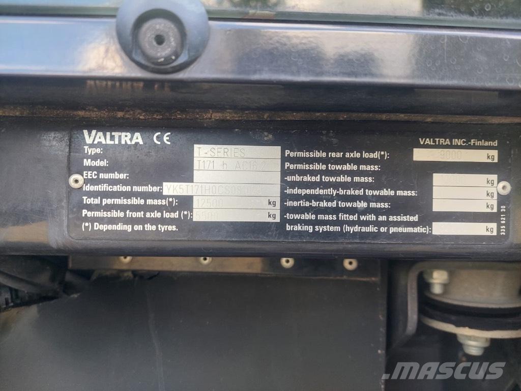 Valtra T 171 H Traktorji