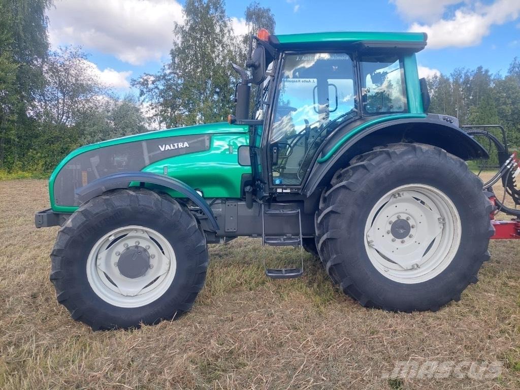 Valtra T 171 H Traktorji