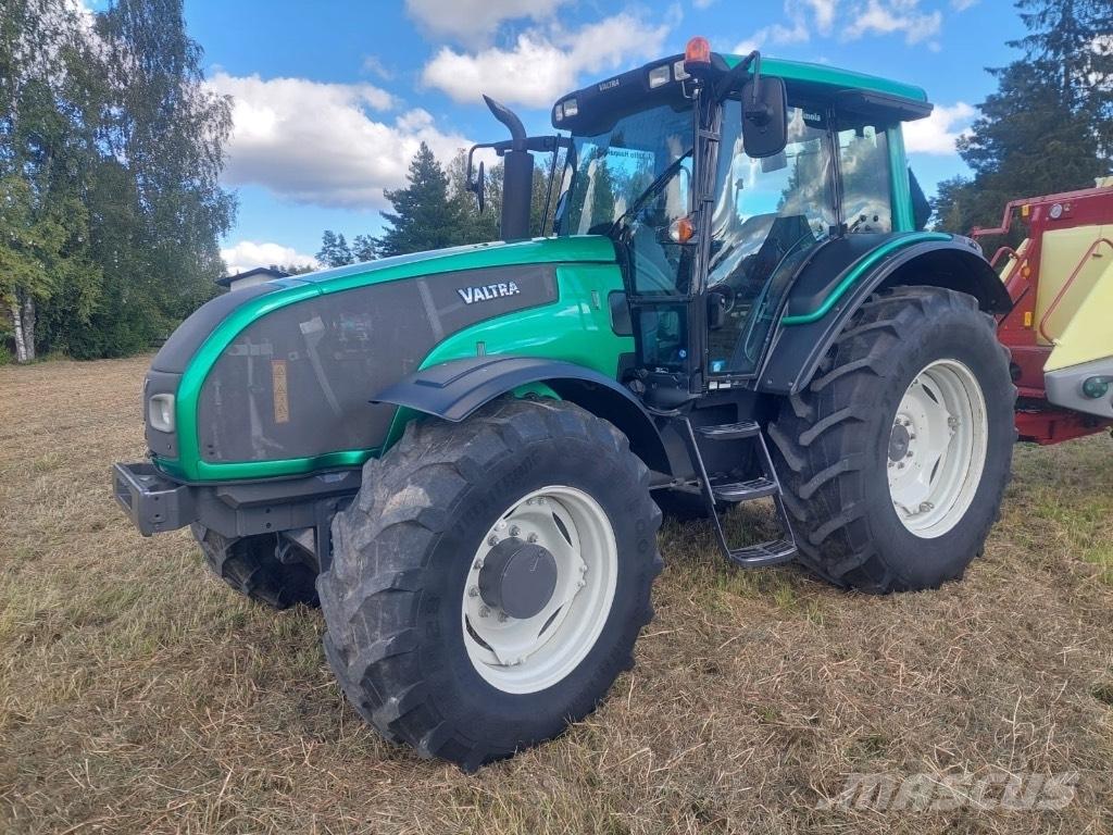 Valtra T 171 H Traktorji
