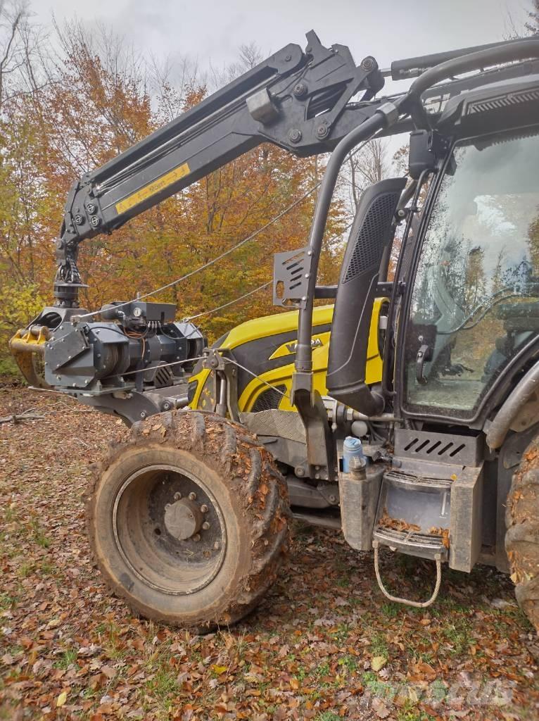 Valtra N 153 forst Gozdarski traktorji