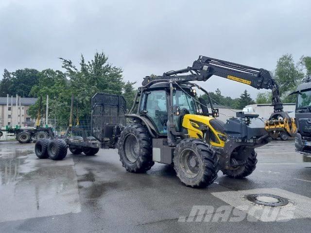 Valtra N 153 forst Gozdarski traktorji