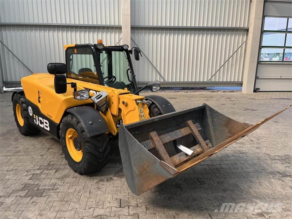 JCB 525-60 Hi Viz Kmetijski teleskopski nakladalci