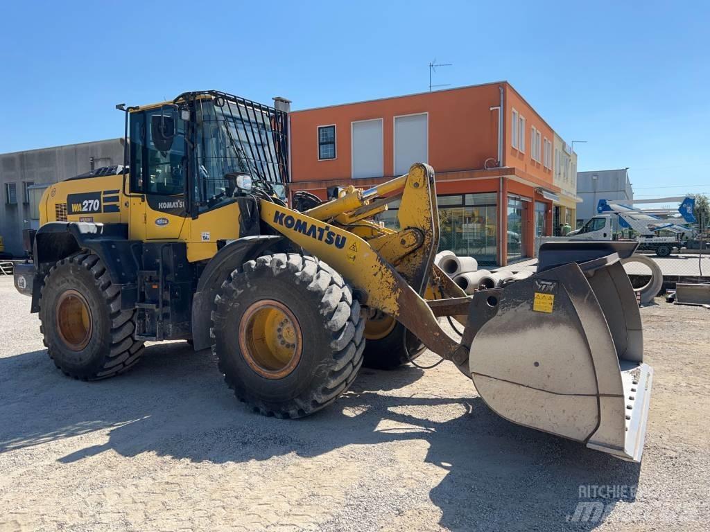 Komatsu WA 270-8 Kolesni nakladalci