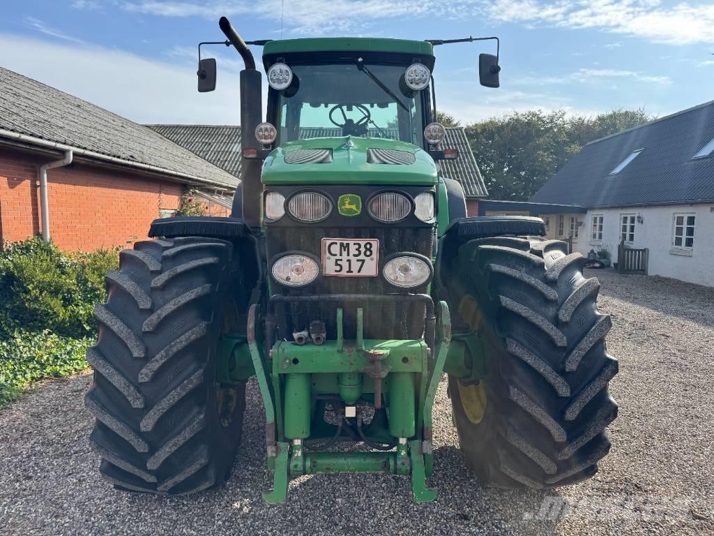 John Deere 7920 Traktorji