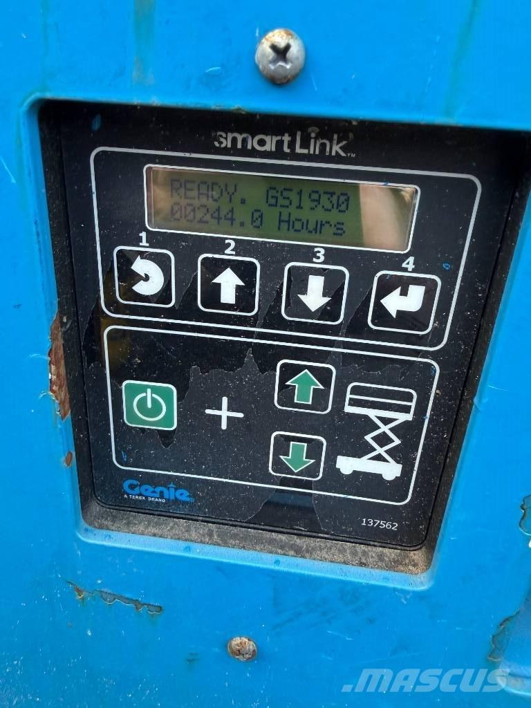 Genie GS 1930 Škarjaste dvižne ploščadi