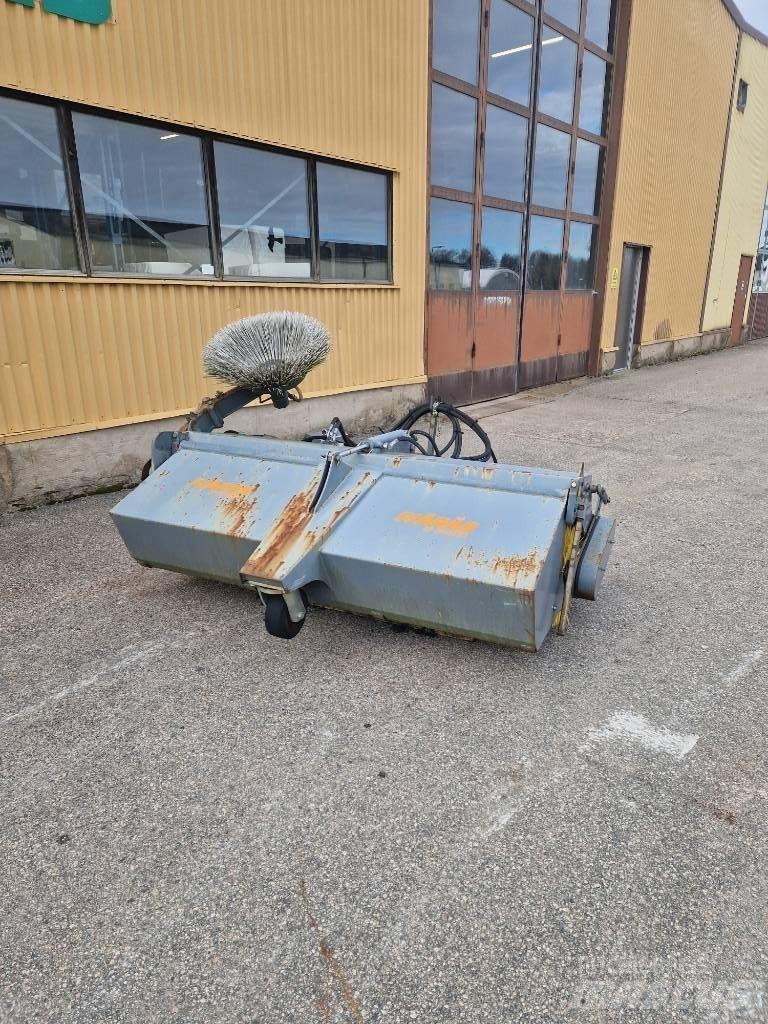Fjärås Bema Dual 600 Cestni pometači