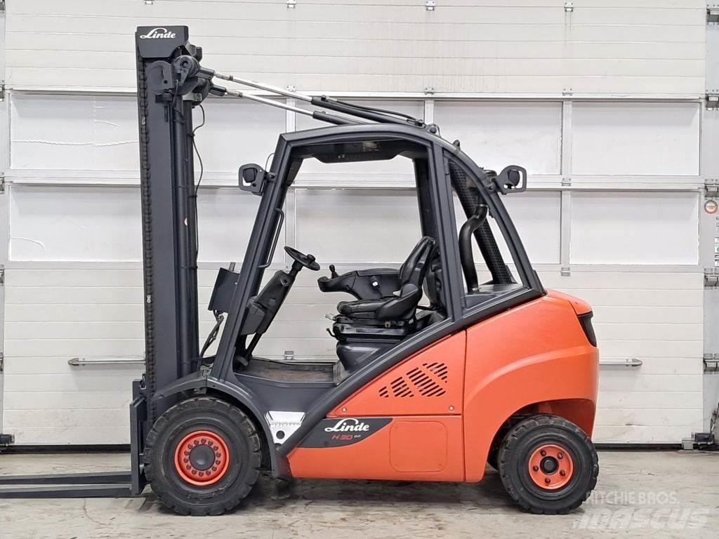 Linde H30D-02 Dizelski viličarji
