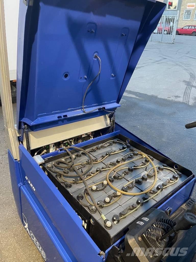 Cesab B320 Električni viličarji