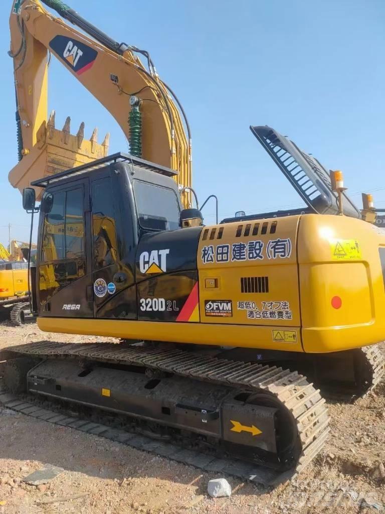 CAT 320D2L Bagri goseničarji