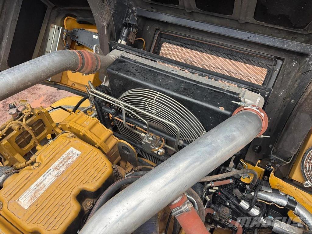 CAT 745C Pomožni stroji