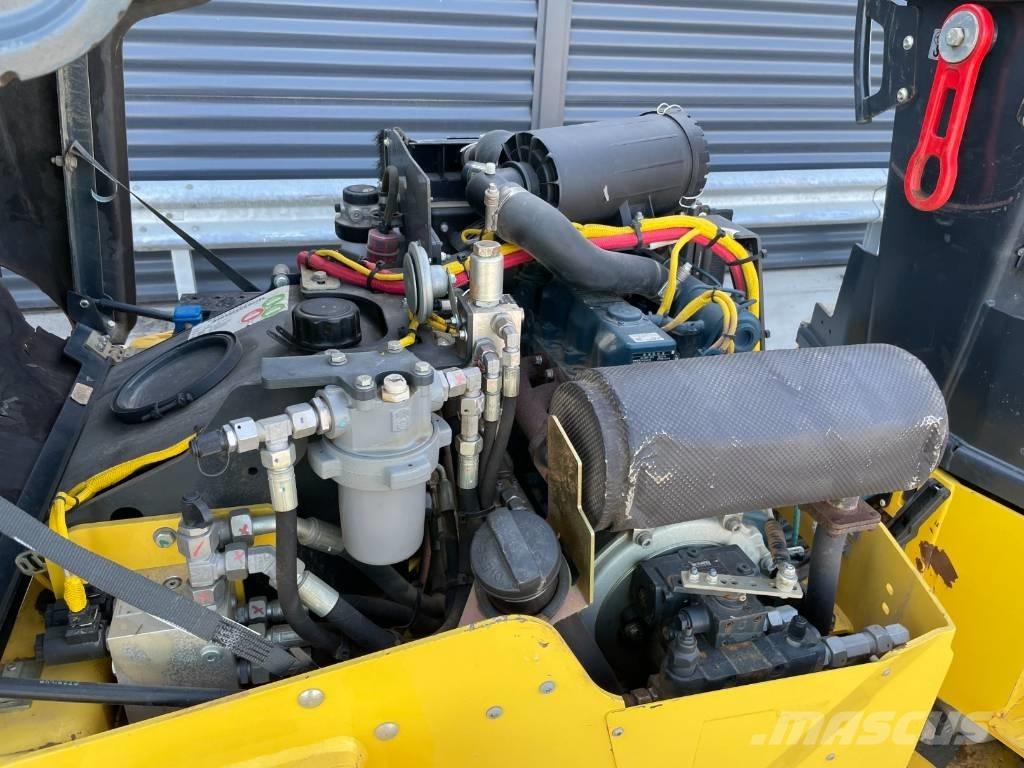 Bomag BW 120 AD-5 Dvojni valjarji