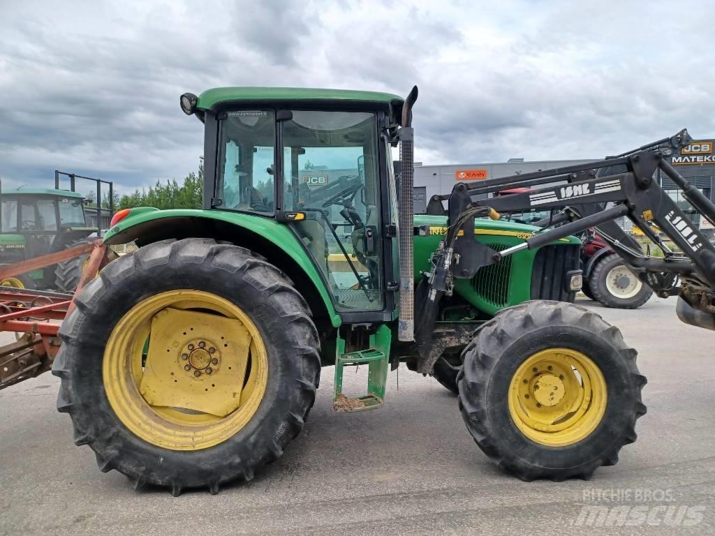 John Deere 6220 Traktorji