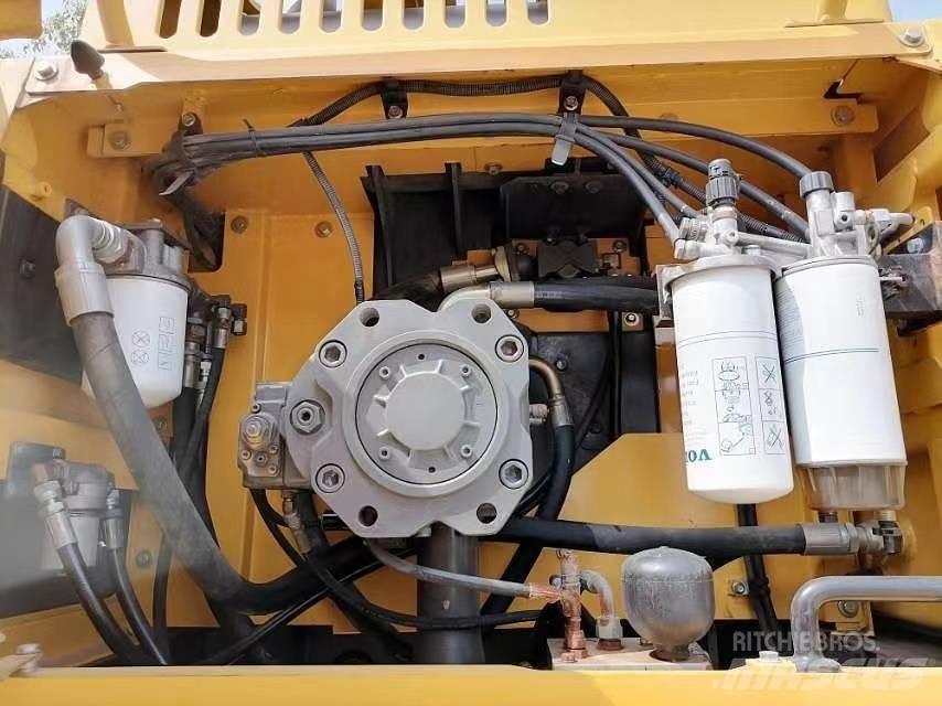 Volvo EC 380 D Bagri goseničarji