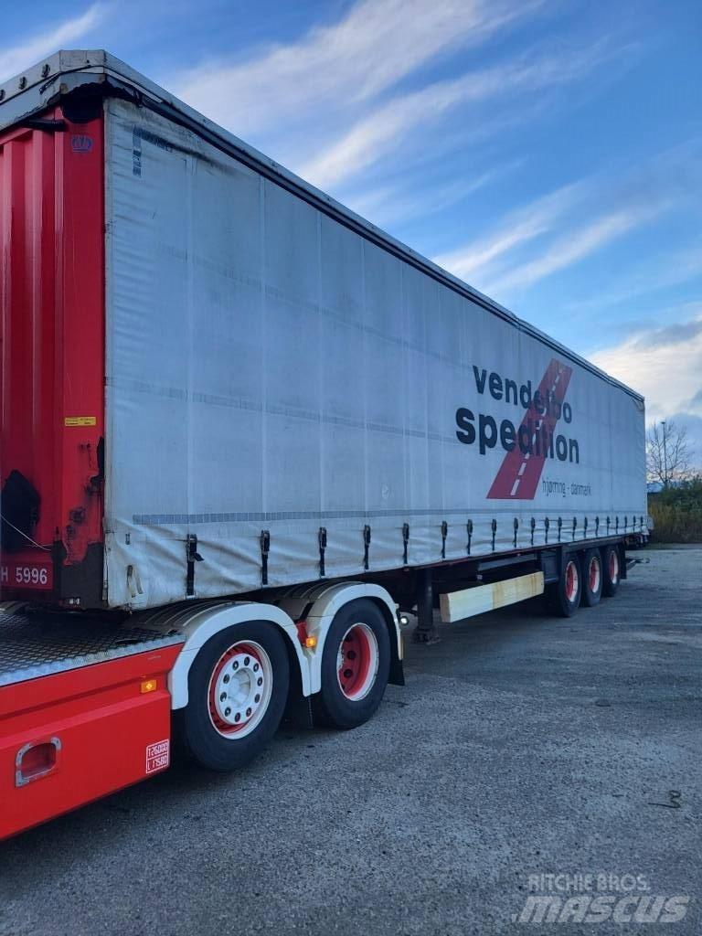 Krone SDP 27 Polprikolice s ponjavo