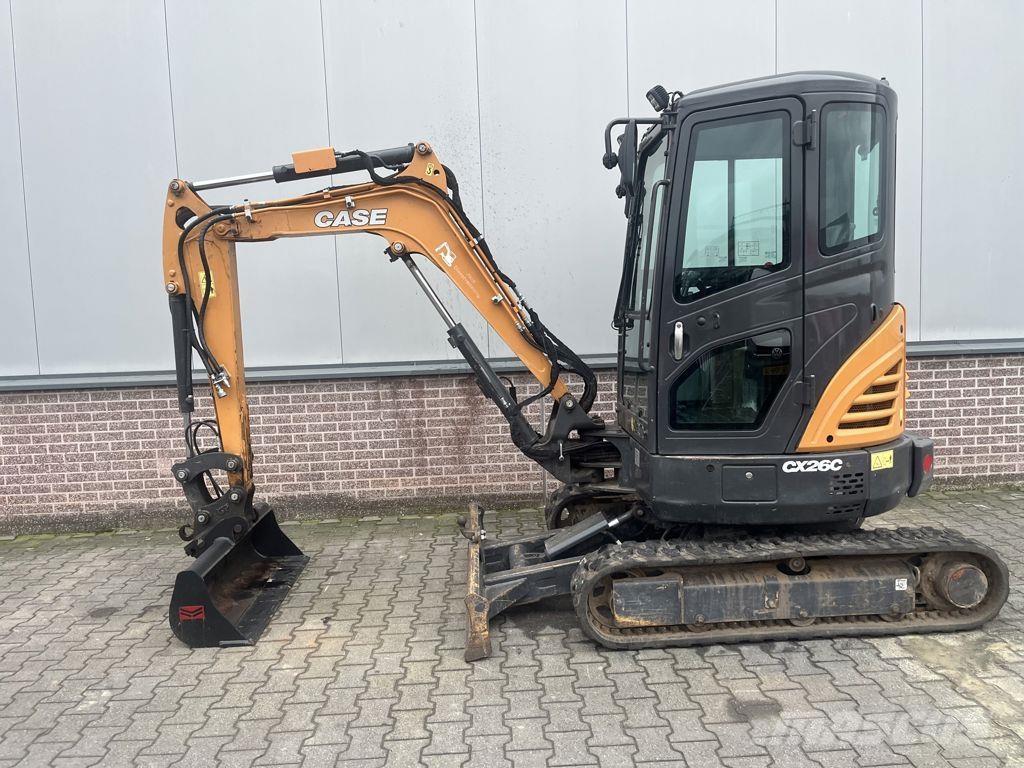 CASE xc26c Mini bagri <7t