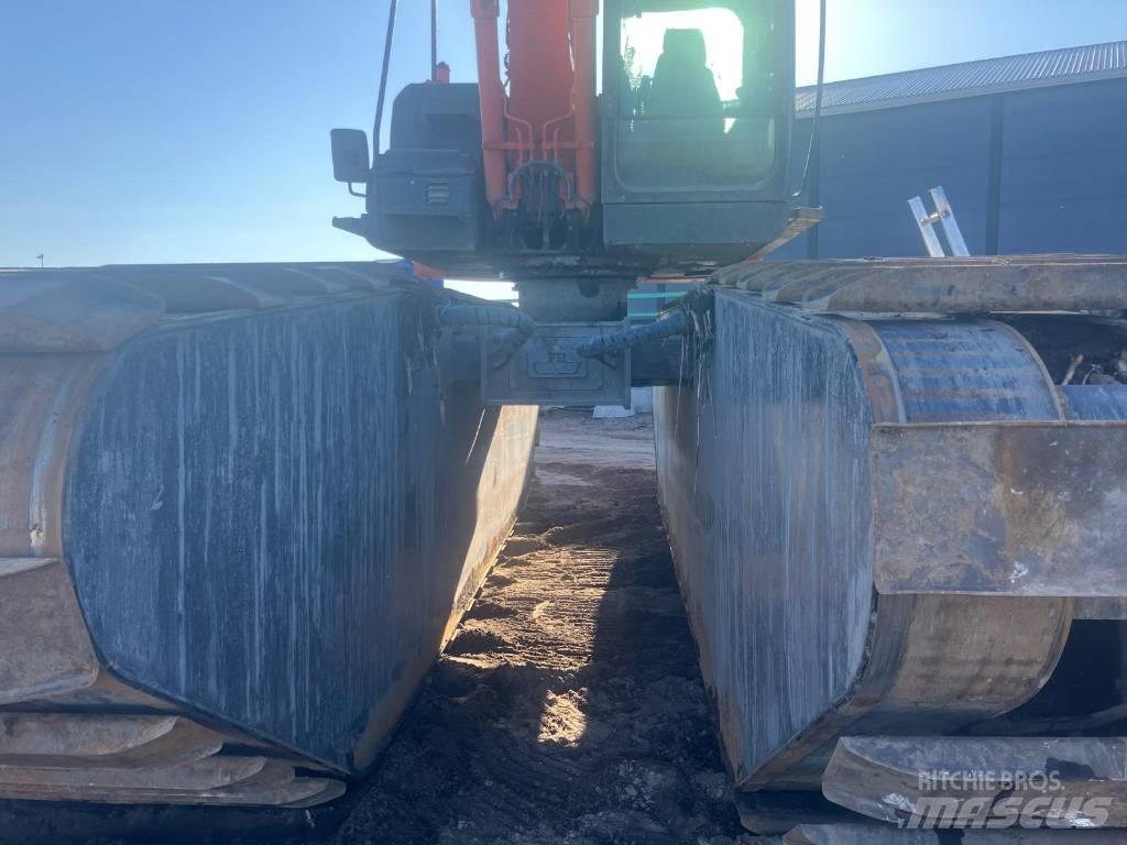 Hitachi ZX 130LCN Amfibijski bagri