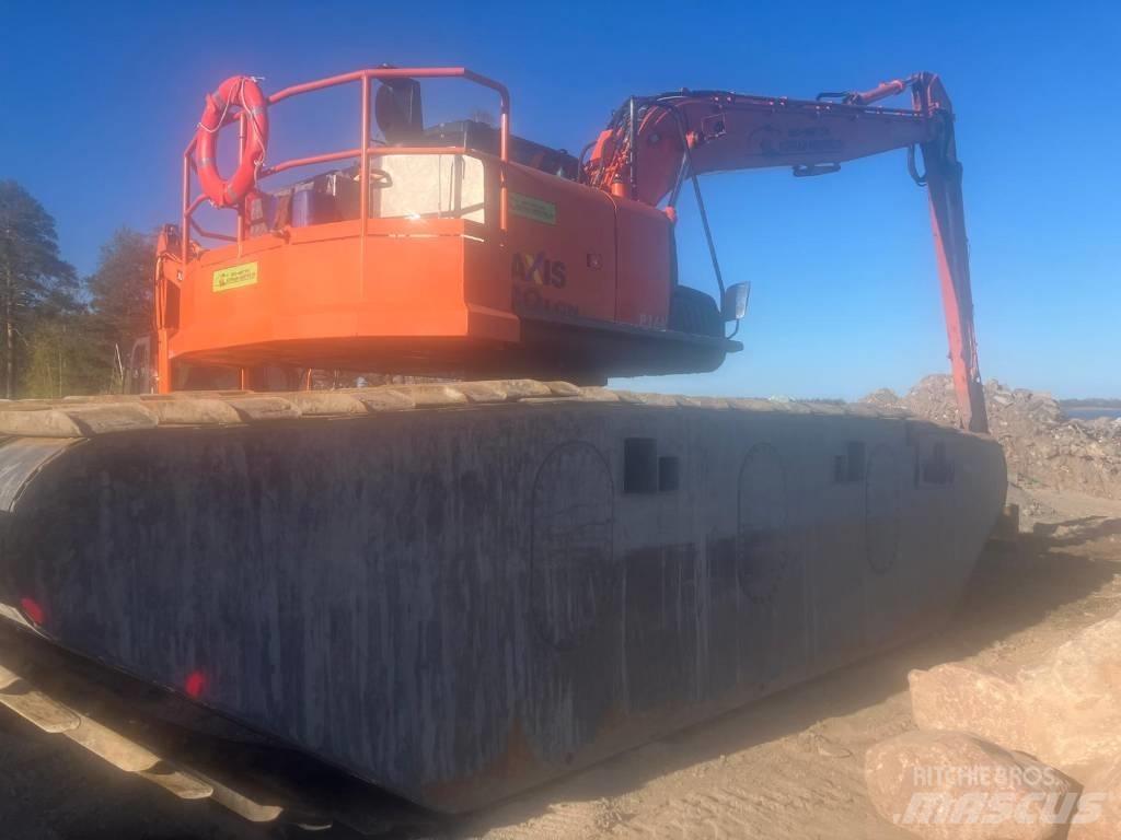 Hitachi ZX 130LCN Amfibijski bagri