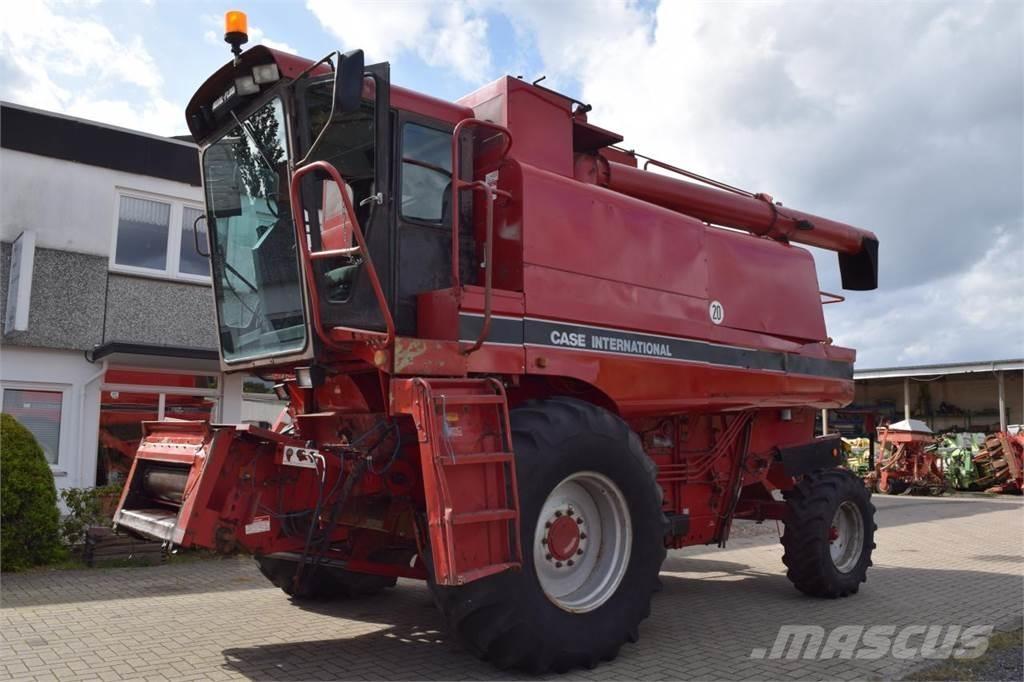 Case IH 1680 Axial Kombajni