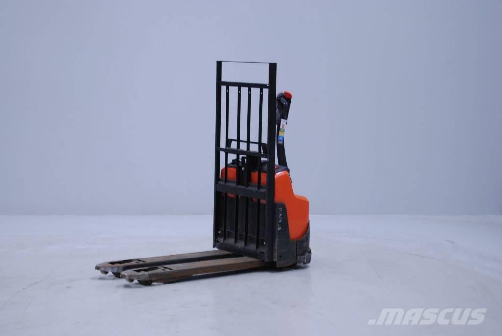 Toyota LWI160 Električni nizko dvižni viličar