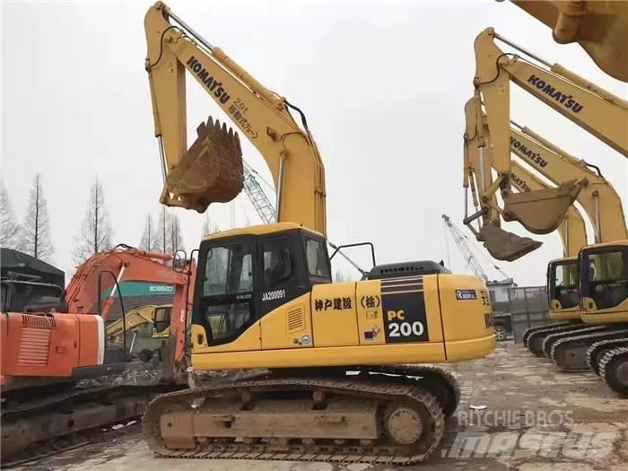 Komatsu PC 200-7 Bagri goseničarji