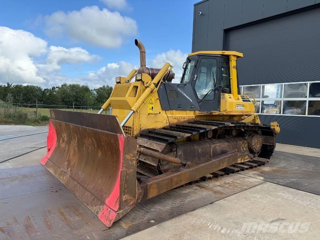 Komatsu D 65 PX-12 Buldožerji goseničarji