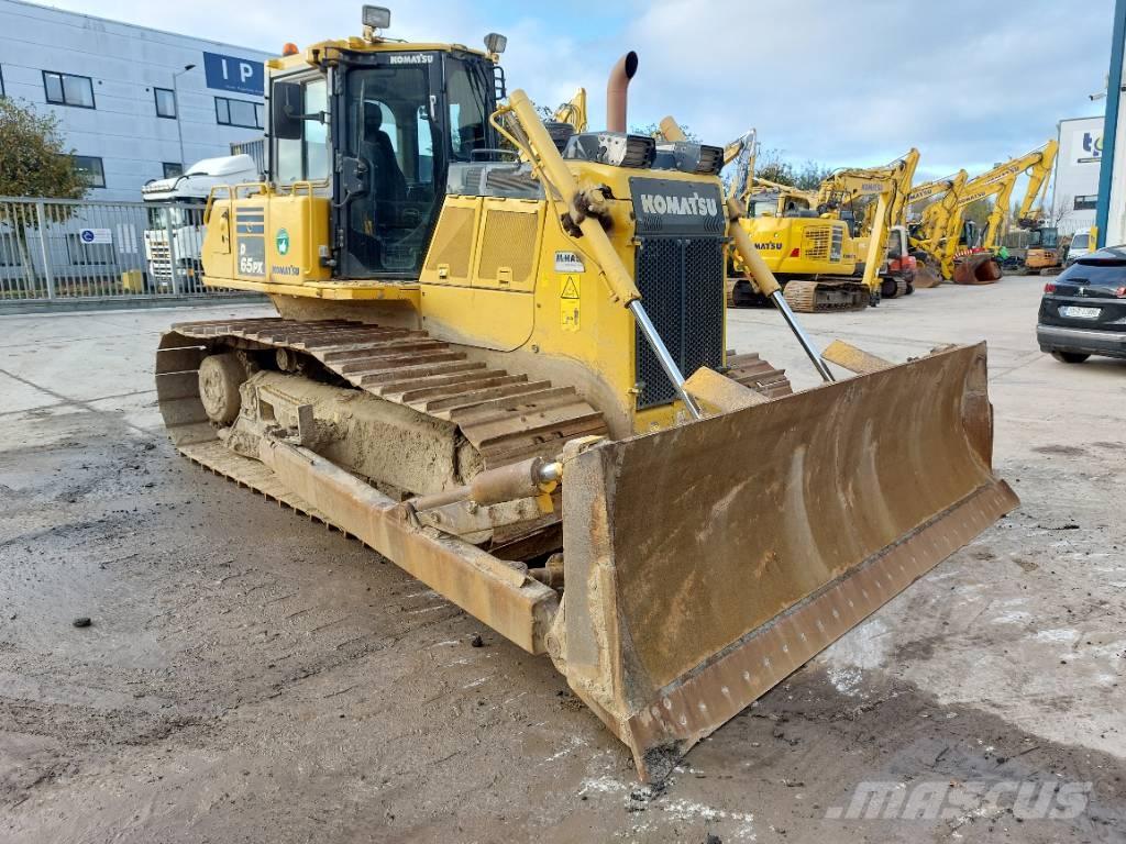 Komatsu D65PX-18 Buldožerji goseničarji
