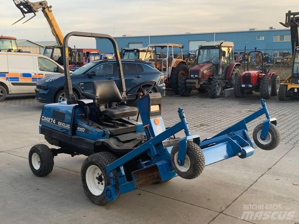 New Holland CM 274 Vrtni traktor kosilnice