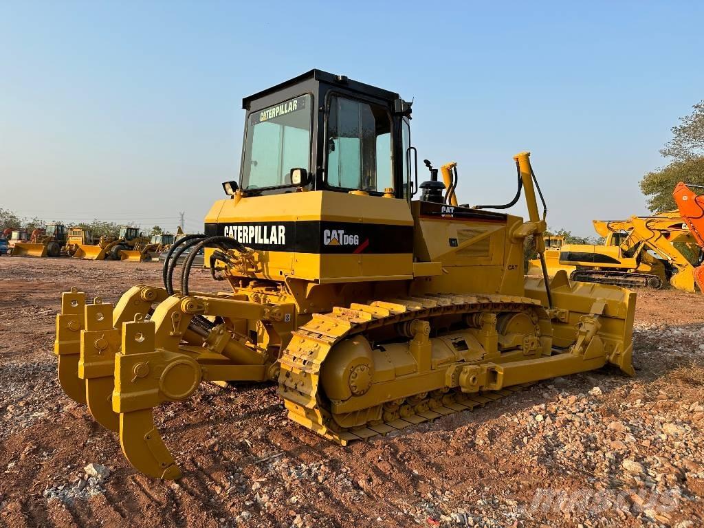 CAT D 6 G Buldožerji goseničarji