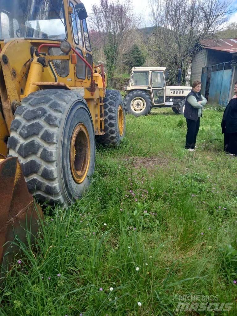 CAT 950 C Kolesni nakladalci
