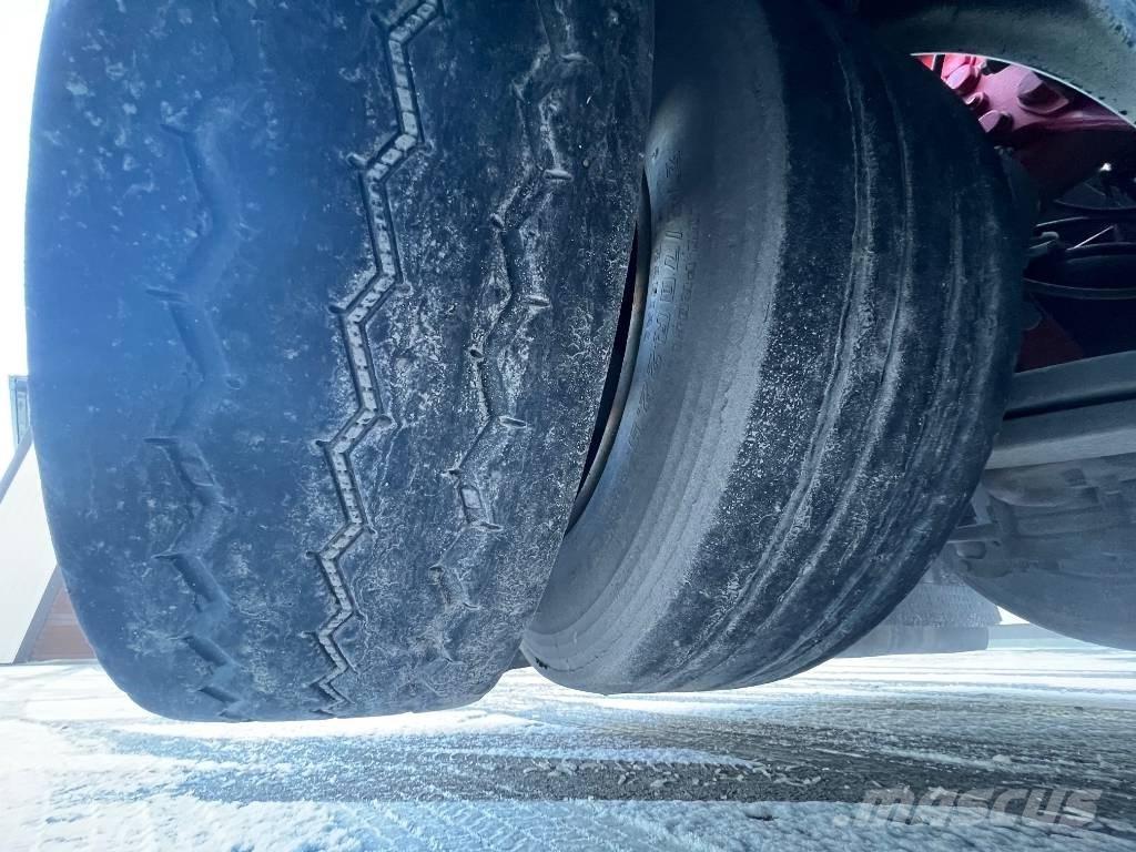 Scania S 500 A6X2NB Vlačilci