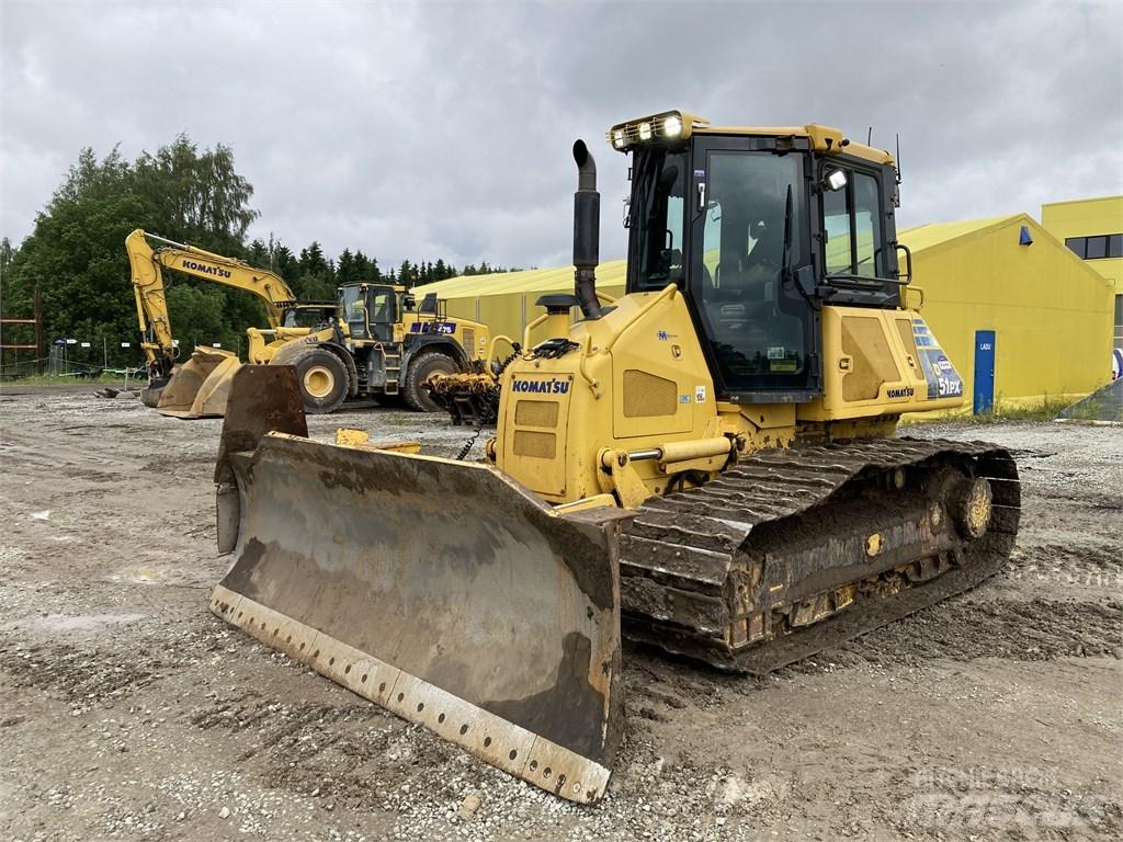 Komatsu DX 51 PX 22 Buldožerji goseničarji