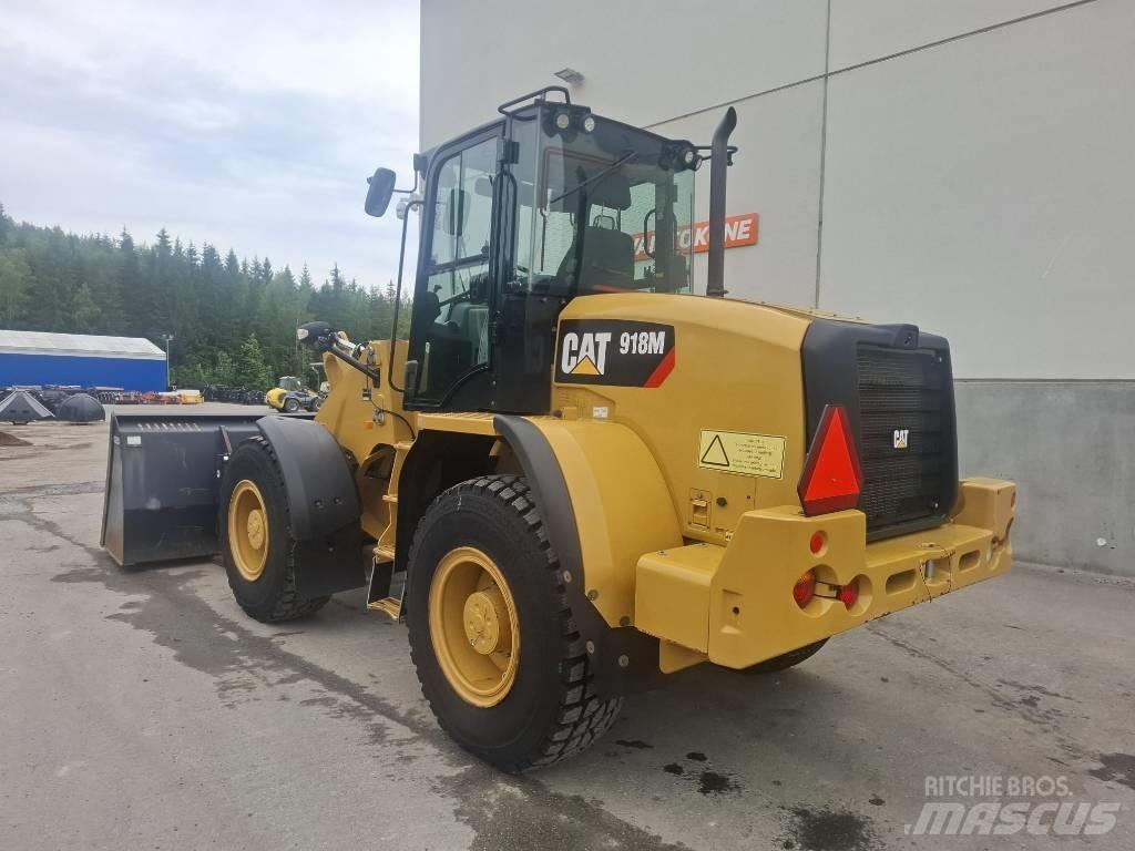 CAT 918 M Kolesni nakladalci