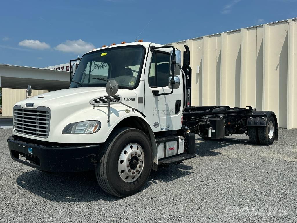 Freightliner M2 Komunalni tovornjaki