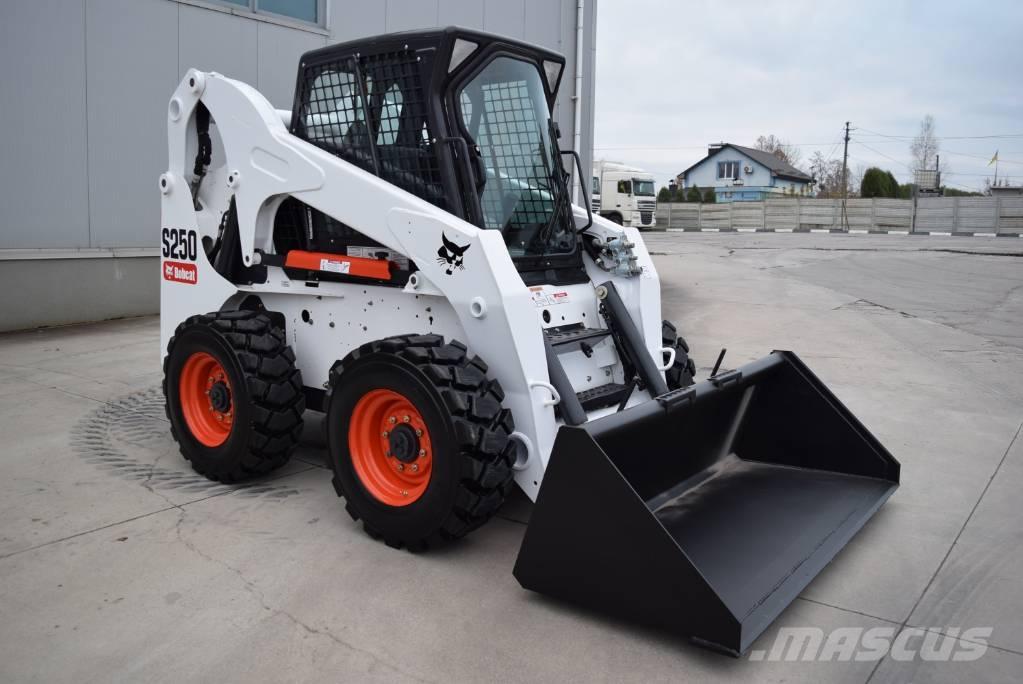 Bobcat S 250 Skid steer mini nakladalci