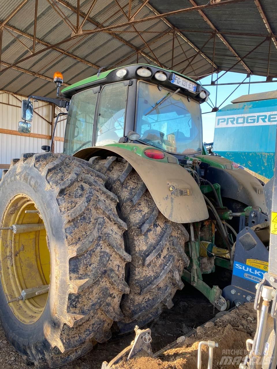 John Deere 6155R Traktorji