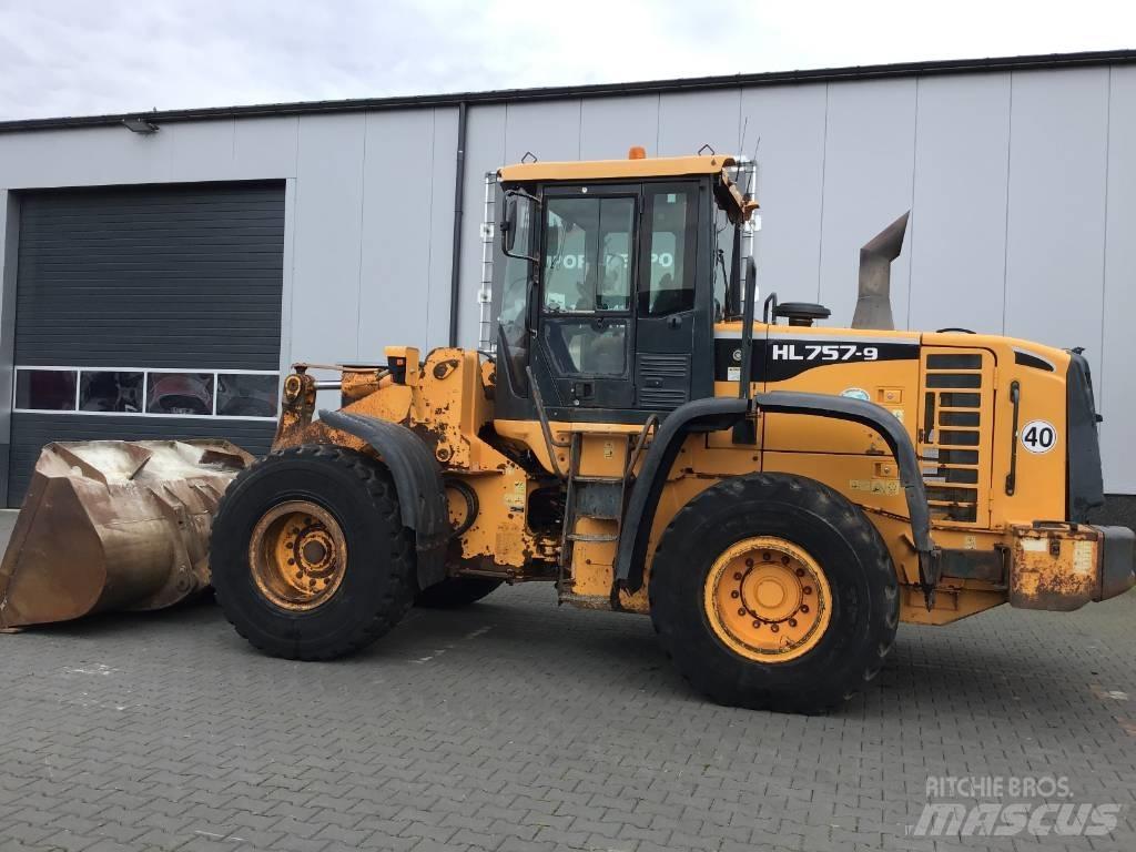 Hyundai HL 757-9 Kolesni nakladalci